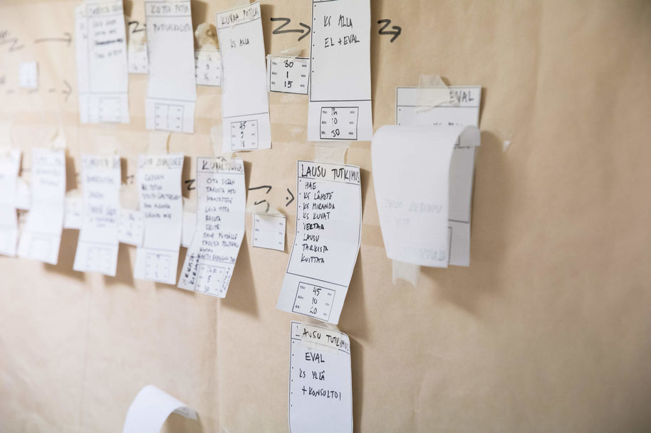 Post-its on a wall with notes made by doctors